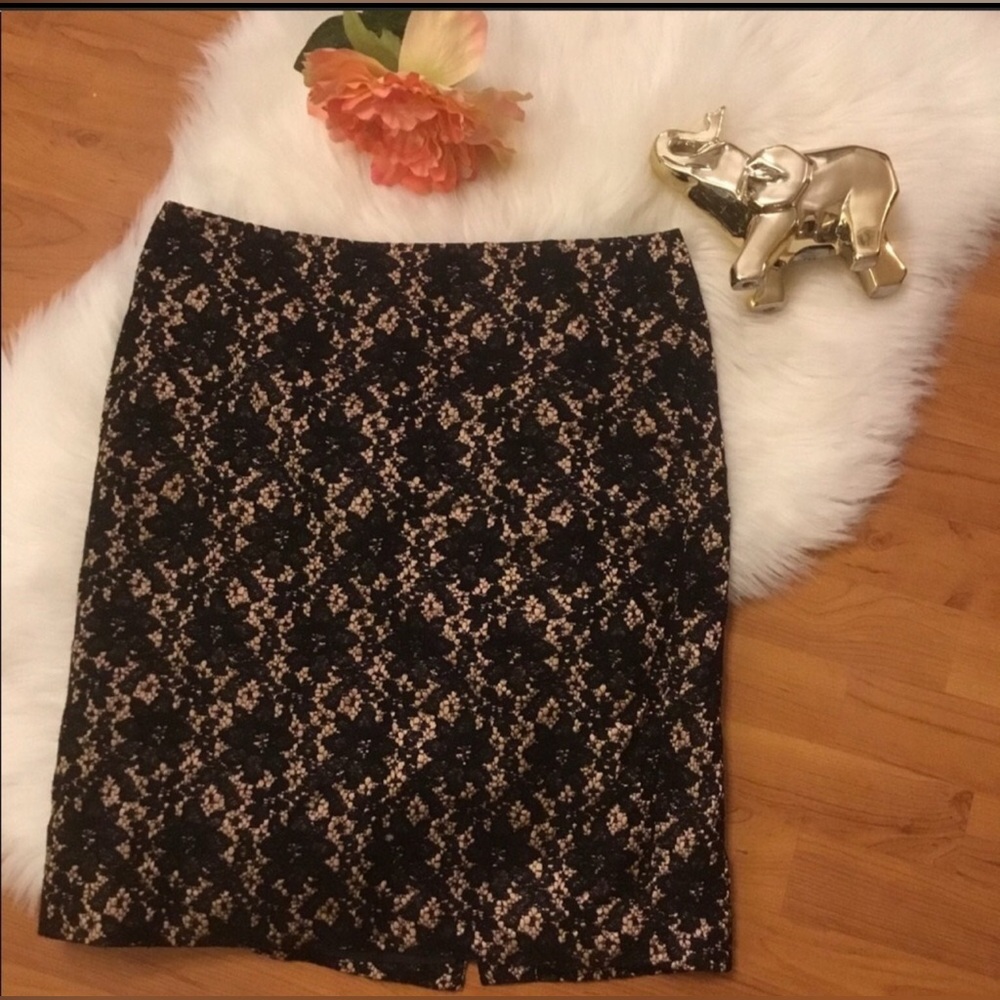 Nwot Talbots Petite Black Overlay Lace Straight Skirt, 12 petite lace, midi,